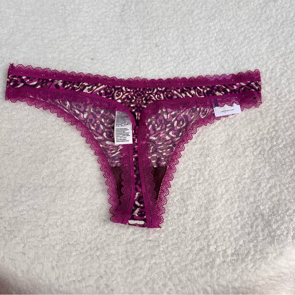 Calvin Klein Thongs - Picture 6 of 12